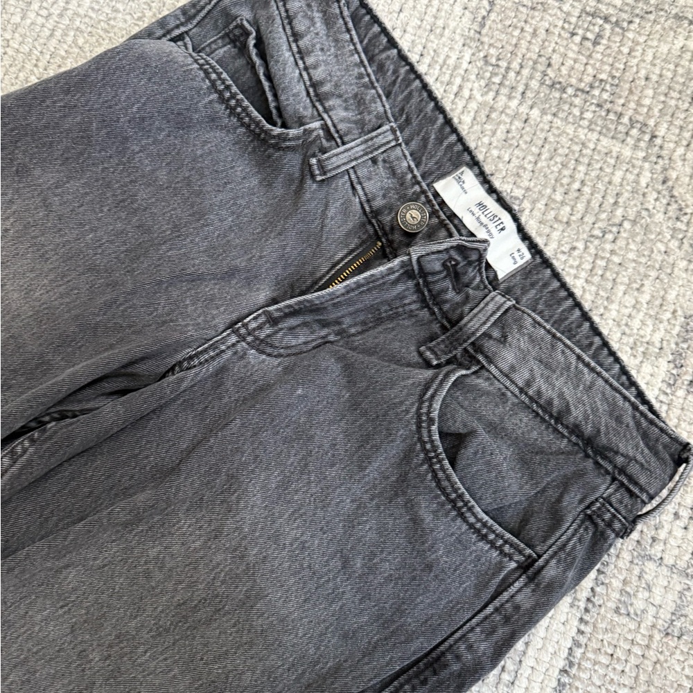 Hollister Low-Rise Baggy Jeans - Washed Black - Size W26 Long - GUC - Picture 4 of 8